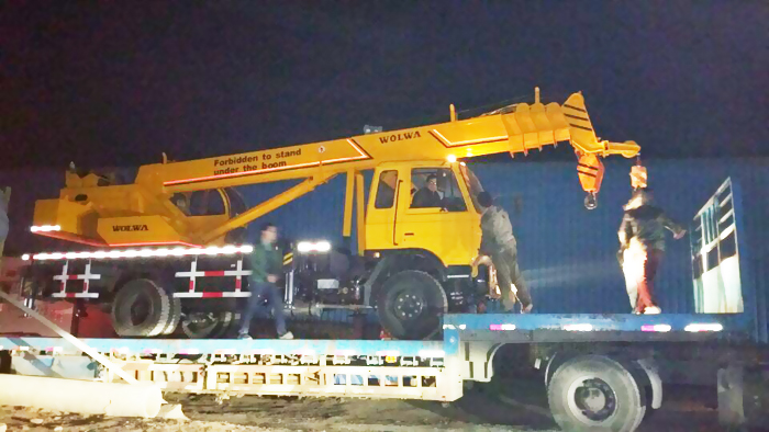 沃爾華集團(tuán)12噸汽車起重機(jī)順利出口泰國