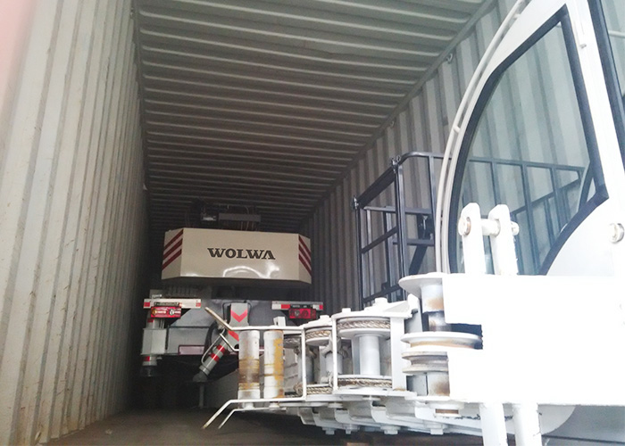 沃爾華集團(tuán)4臺(tái)汽車起重機(jī)順利出口伊朗